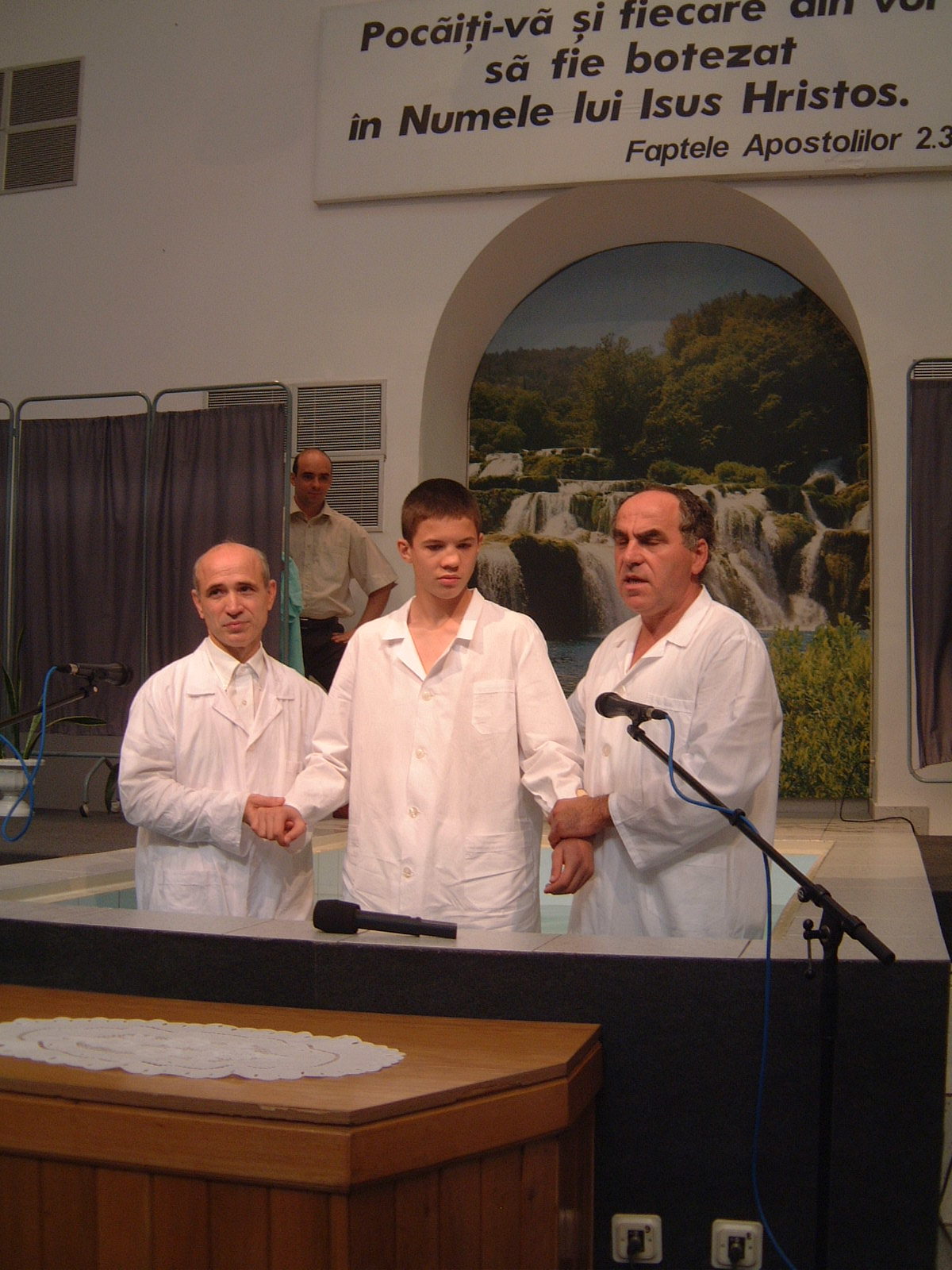 tanar botezat in 22august2003