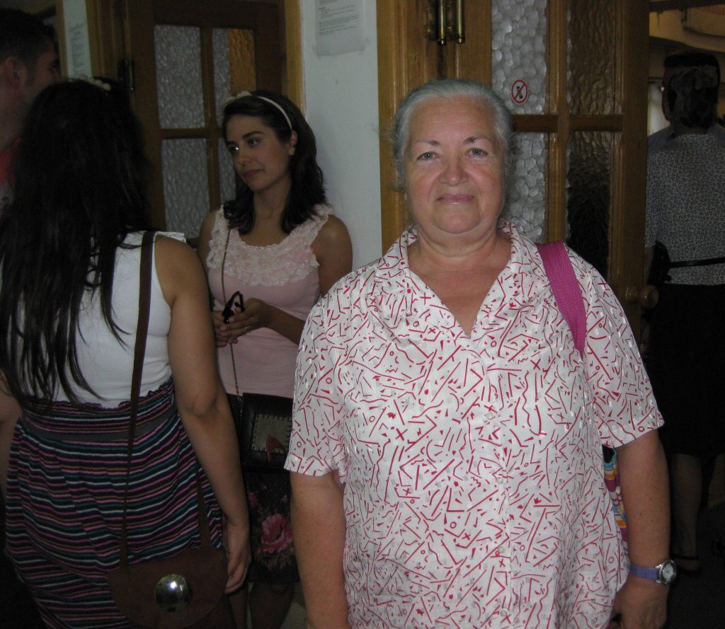 SORA RODICA IONESCU ESTE DE NEINLOCUIT PENTRU NOI TOTI - 20 IULIE 2012 SORA RODICA IONESCU ESTE DE NEINLOCUIT PENTRU NOI TOTI - 20 IULIE 2012