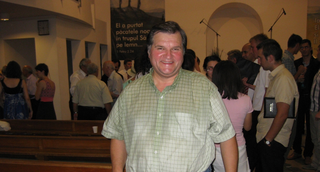 CRISTI TEPES FOTOGRAFIAT LA BISERICA CRESTINA DUPA EVANGHELIE ANTIOHIA BUCURESTI 20 IULIE 2012 CRISTI TEPES FOTOGRAFIAT LA BISERICA CRESTINA DUPA EVANGHELIE ANTIOHIA BUCURESTI 20 IULIE 2012
